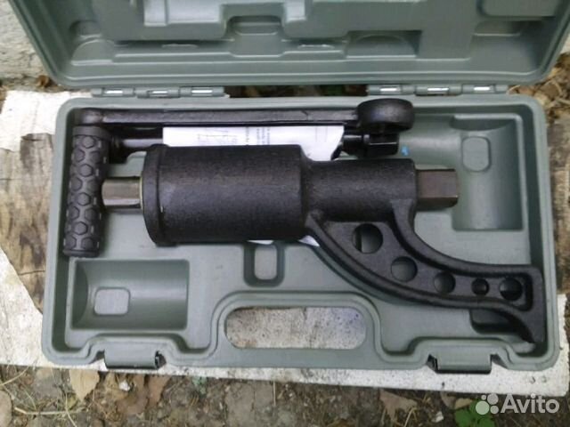 Мясорубка для грузовиков. RF-34114102 Rock Force гайковерт ручной с редуктором. Мясорубка для откручивания колесных гаек Rock Force. Ручной гайковерт-мясорубка FROSP DT-78. Мясорубка для откручивания гаек колес Урал 4320.