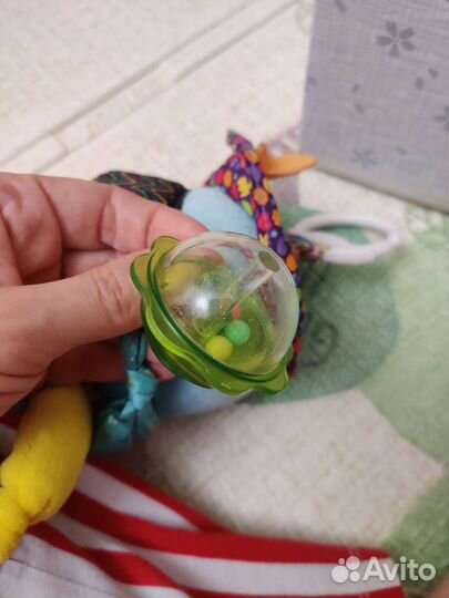 Капитан кальмар игрушка lamaze