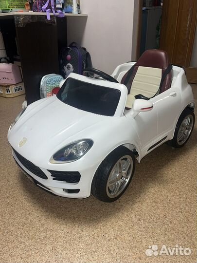 Детский электромобиль