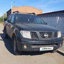 Nissan Navara 2.5 AT, 2007, 275 000 км, с пробегом, цена 670 000 руб.