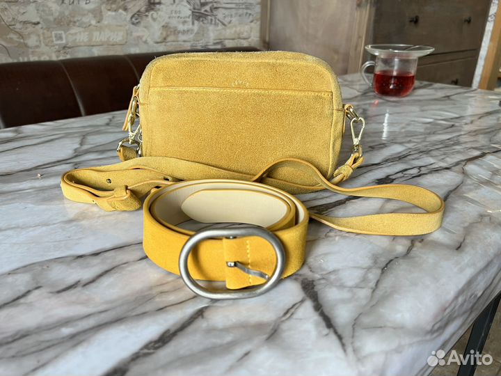 Ремень и сумка Levis