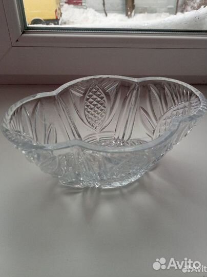 Хрустальный салатник-ладья