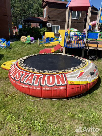 Надувной водный батут