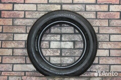 Yokohama dB Decibel E70D 215/60 R16