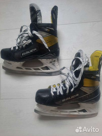 Хоккейные коньки bauer