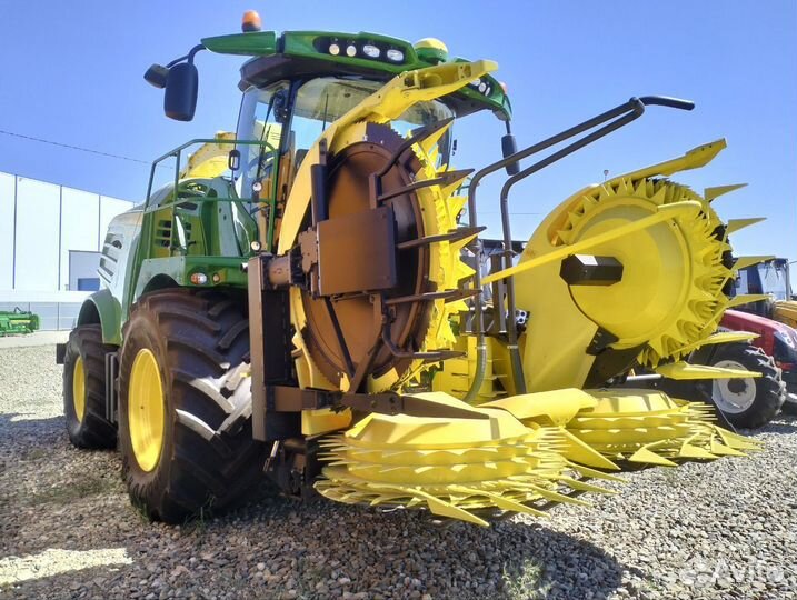 Комбайн John Deere 8300i, 2020