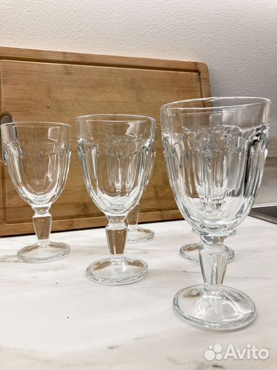 Бокалы из стекла 