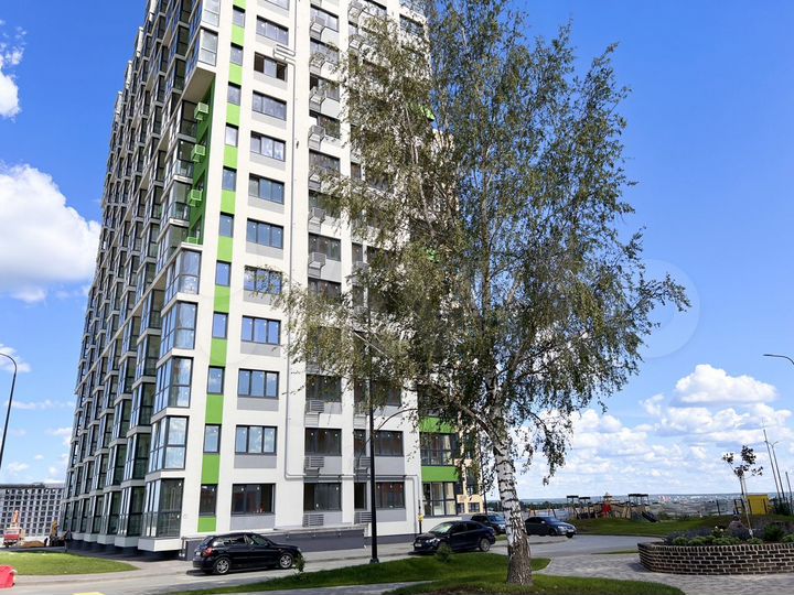 2-к. квартира, 39 м², 4/18 эт.