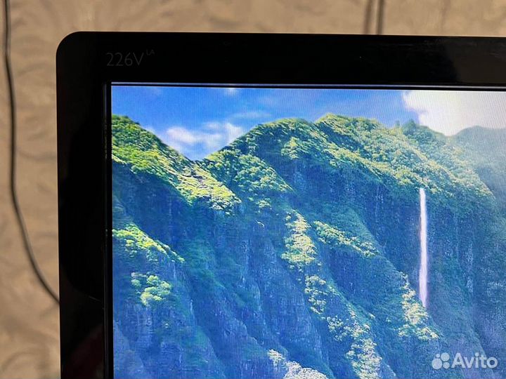 Монитор Philips 22