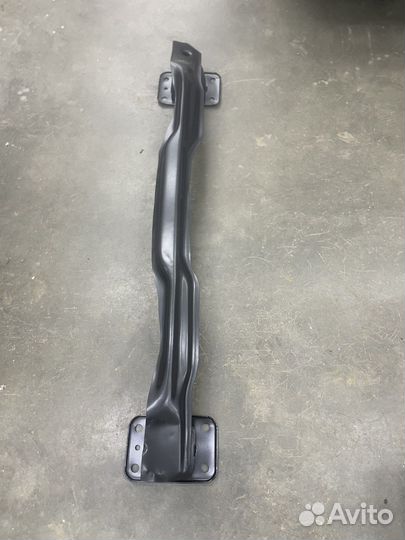 Bmw x5m f85 усилитель заднего бампера