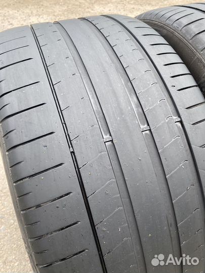 Pirelli P Zero PZ4 325/30 R23