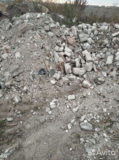 Срез асфальта,песок,бой,грунт,чернозем,навоз и т.д