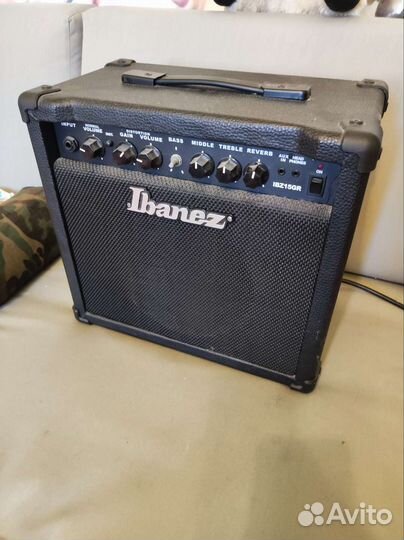 Гитарный комбоусилитель