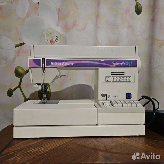 Швейная машина Micron Classic 1037