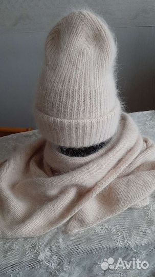 Комплект из шапочки и косынки