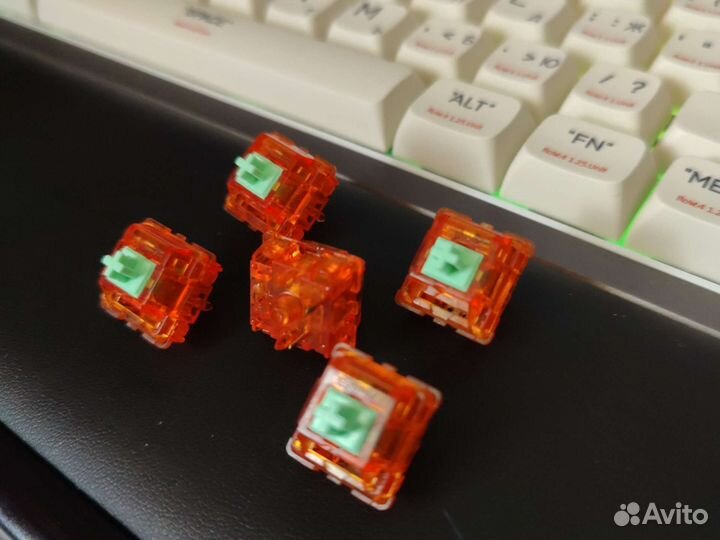 Свитчи C equalz Tangerine V2 62g 56шт в наличии