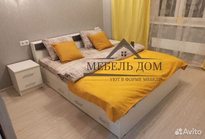 Кровать с матрасом