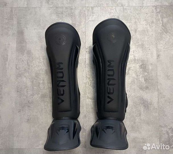 Щитки голени стопы Venum