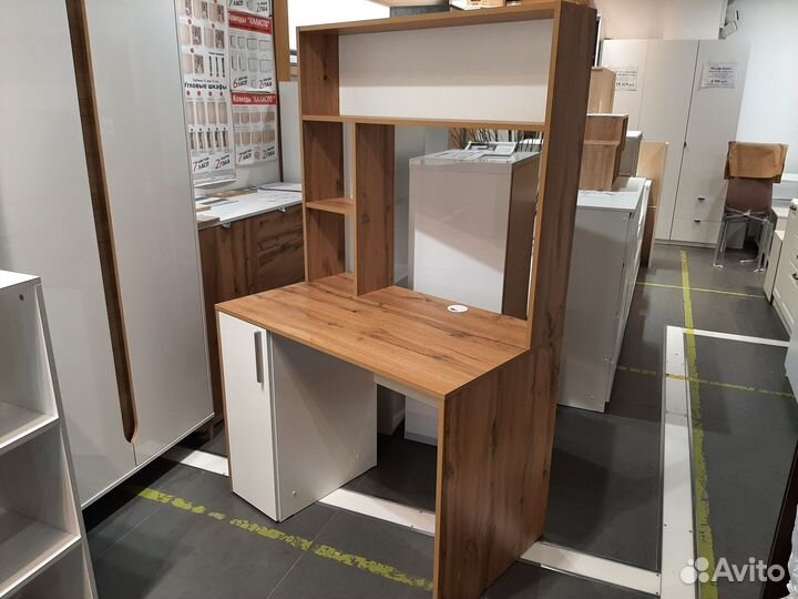 Стол компьютерный 1,0 м дуб крафт золотой/белый