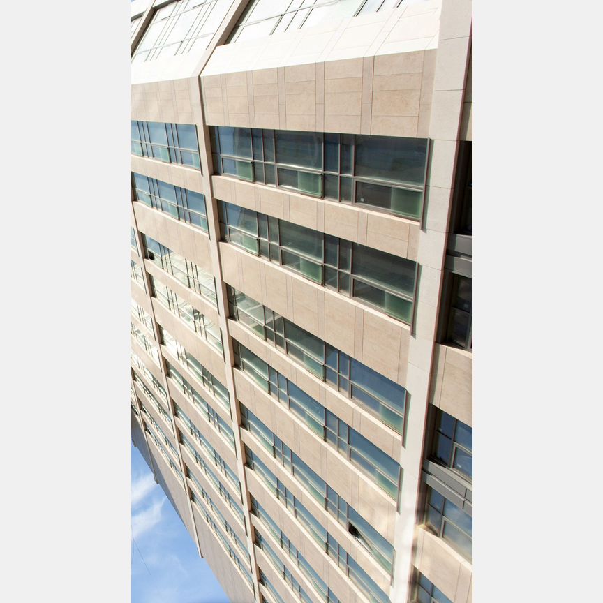 3-к. квартира, 140 м², 10/23 эт.