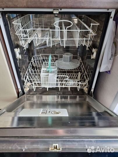 Посудомоечная машина indesit