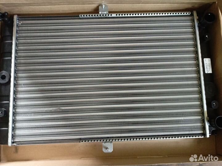 Радиатор охлаждения ваз 2114
