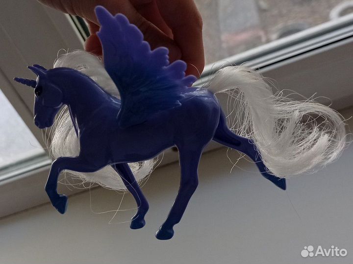 Пони и лошади единорог аликорн