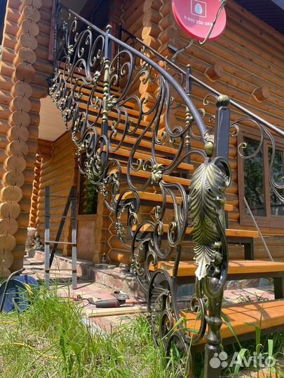 Кованные перила для лестницы