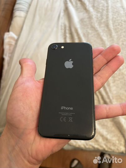 iPhone 8, 64 ГБ