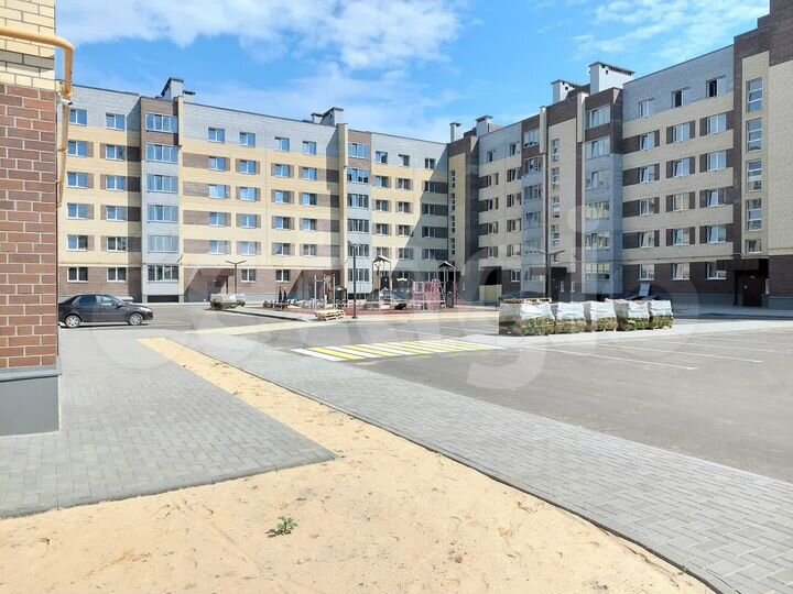 2-к. квартира, 79,2 м², 1/6 эт.