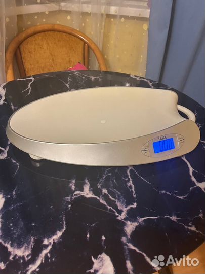 Весы для новорожденных laica