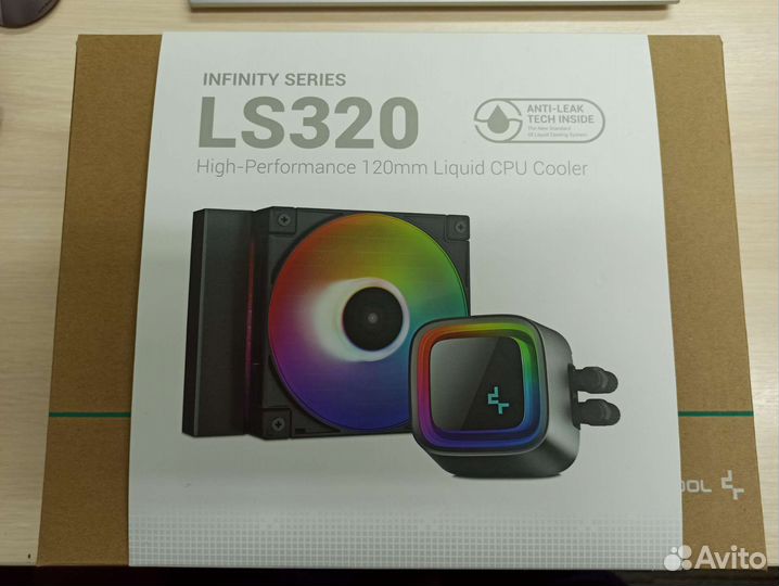 Жидкостная система охлаждения Deepcool LS320