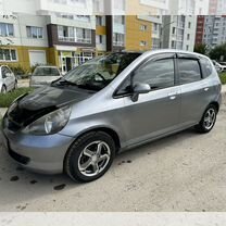 Honda Fit 1.3 CVT, 2003, 208 781 км, с пробегом, цена 450 000 руб.