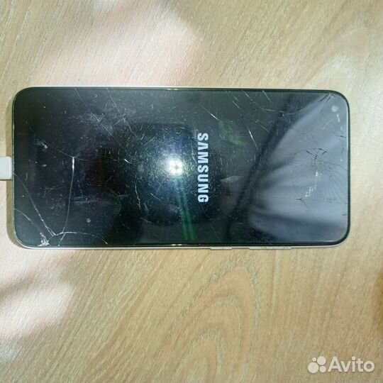 Samsung Galaxy A11, 3/32 ГБ