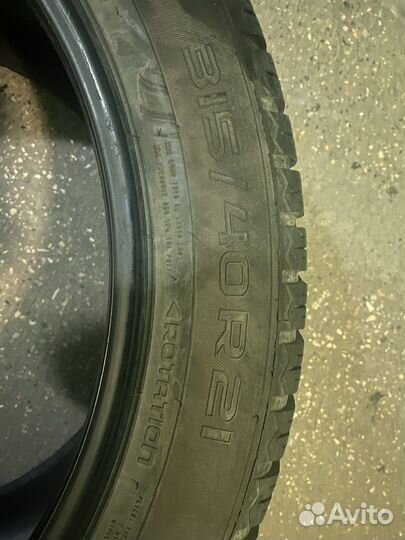 Nokian Tyres WR SUV 4 275/45 R21 110W