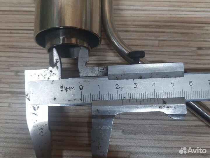 Попугай из нержавейки