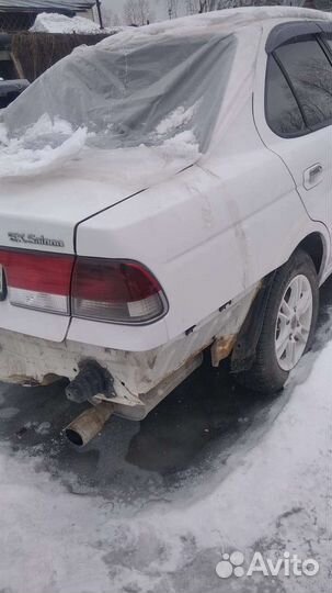 Крыло заднее правое и левое nissan sunny b15