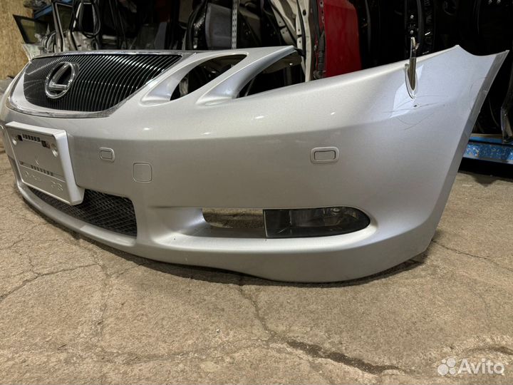 Бампер передний Lexus GS3