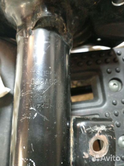 Амортизаторы передние митсубиси аутлендер 3