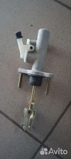 Выжимной цилиндр сцепления