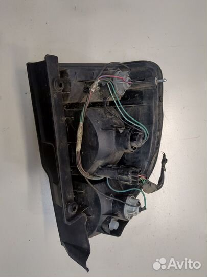 Фонарь (задний) Mitsubishi Montero Sport / Pajero