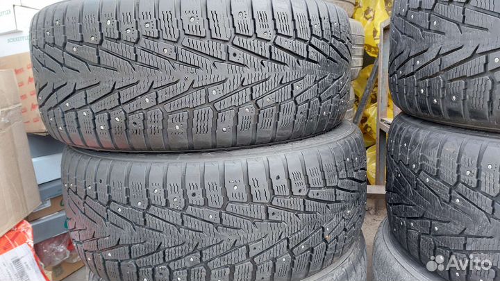 Nokian Tyres Hakkapeliitta 7 SUV 255/50 R19 и 285/45 R19 111T