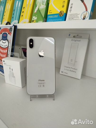 iPhone X, 64 ГБ