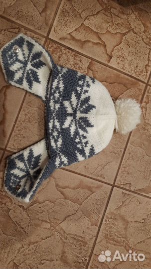 Шапка зимняя женская вязанная