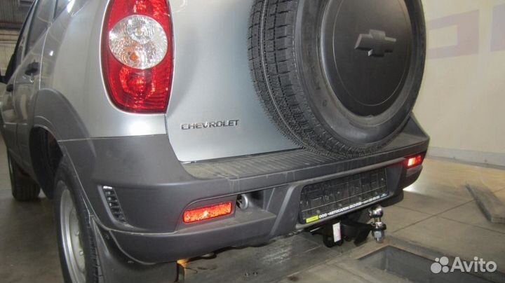 Фаркоп Шевроле Нива (Oris - Bosal) квадрат