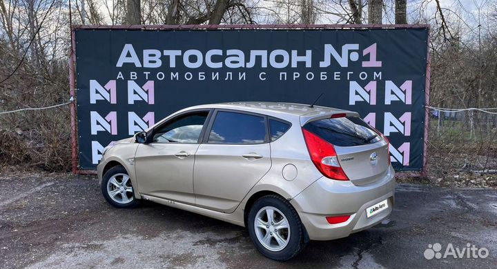 Hyundai Solaris 1.6 AT, 2012, 213 000 км