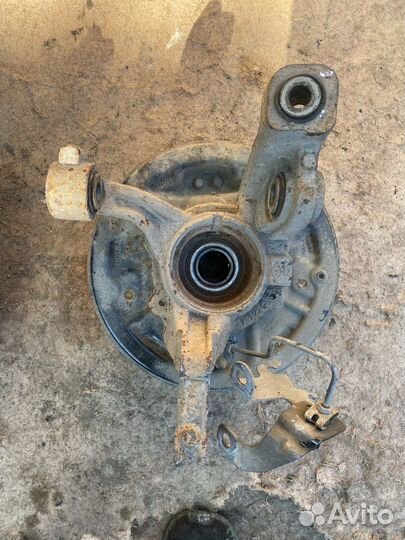 Кулак поворотный задний Renault Duster 4WD