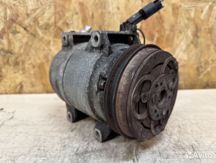 Компрессор кондиционера Mitsubishi L200 4D56U