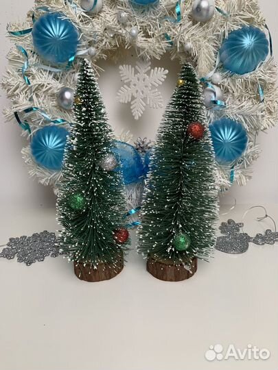 Елочки украшенные новогодние