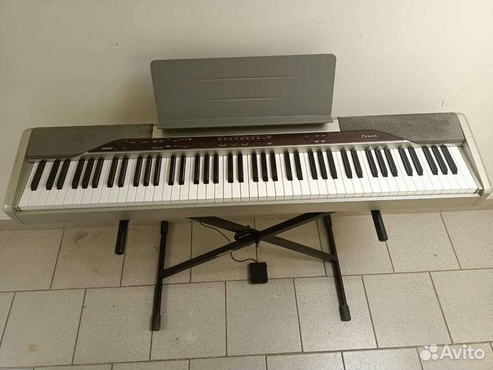 Цифровое пианино Casio Privia px-110